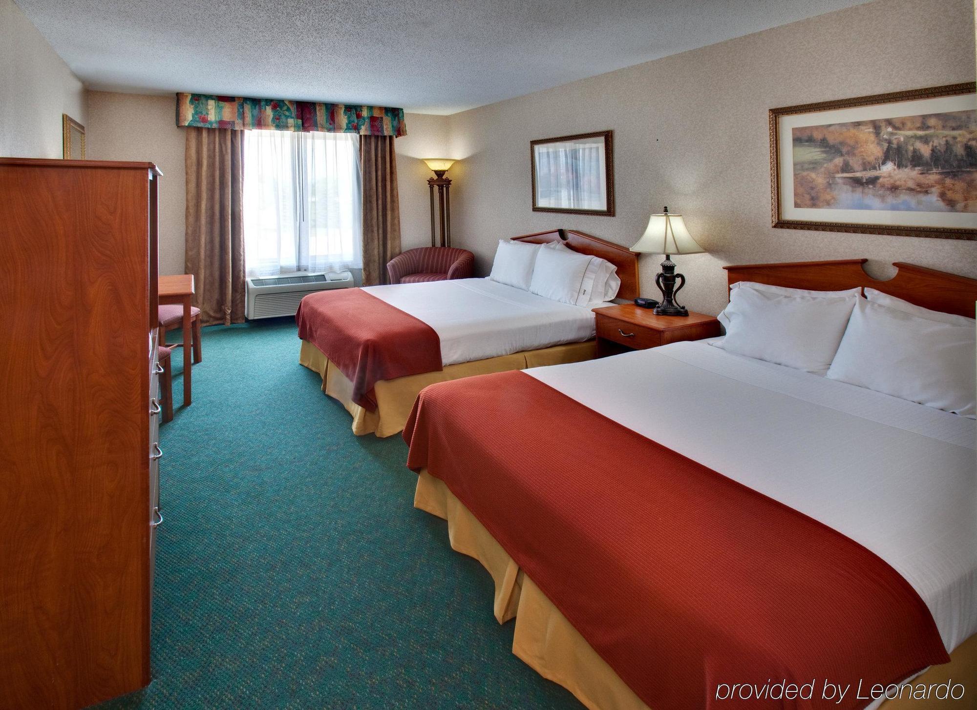 Holiday Inn Express & Suites Vermillion, An Ihg Hotel Habitación foto