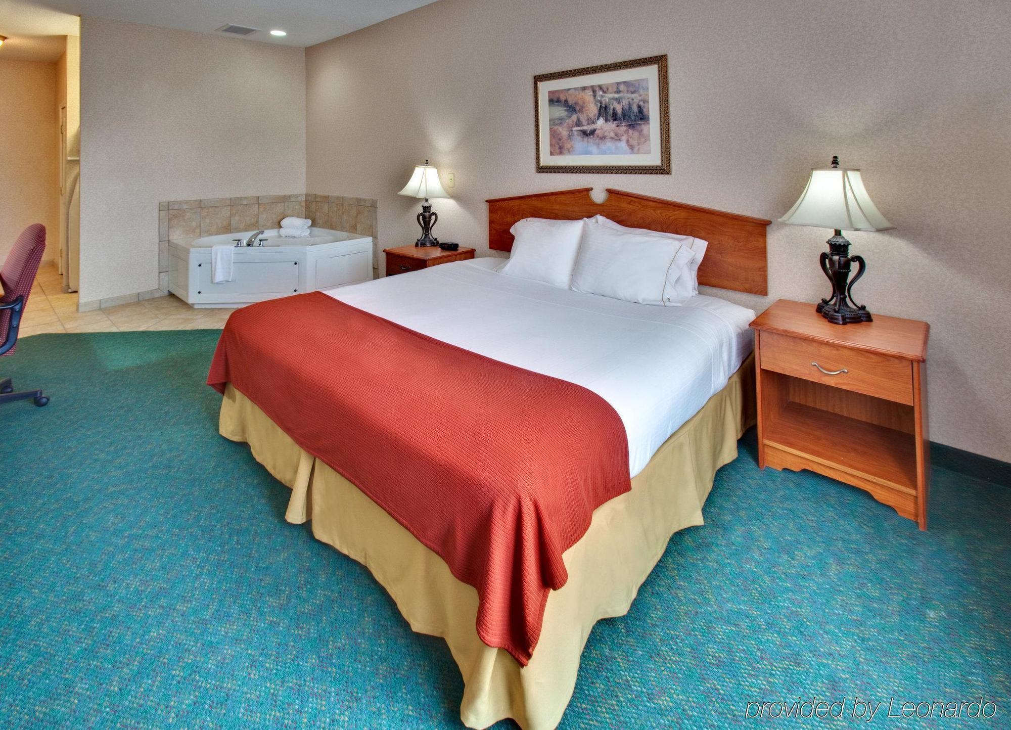 Holiday Inn Express & Suites Vermillion, An Ihg Hotel Habitación foto